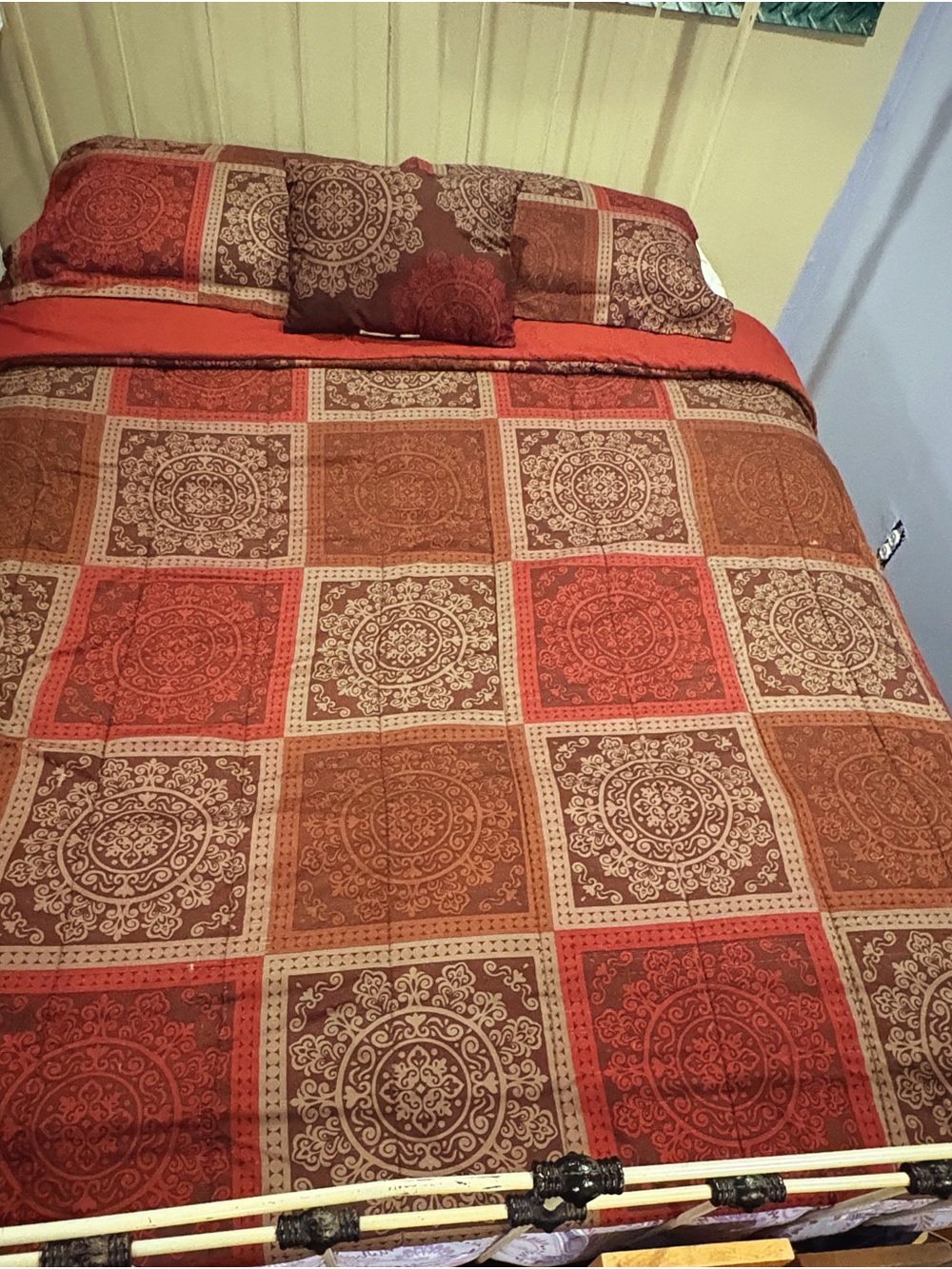 Mainstays Comforter Set Full Maroon, Tan and Brown Shams & Pillow